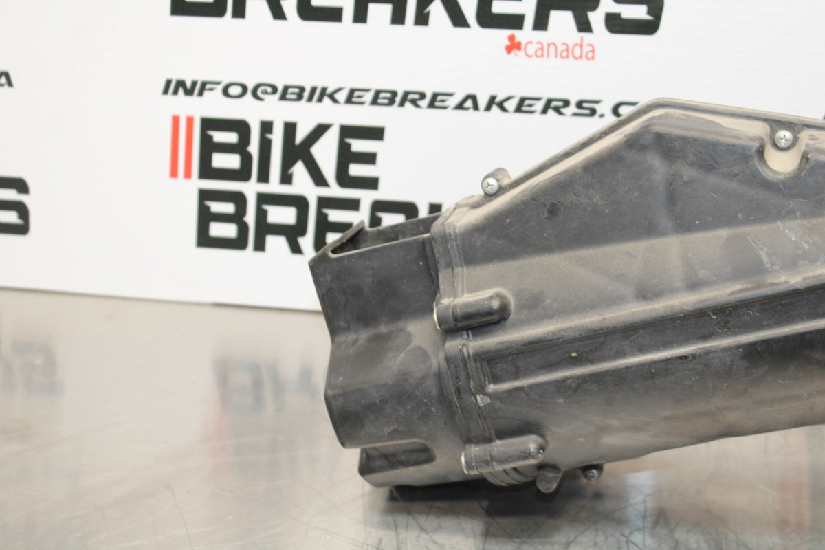 08 MOTO GUZZI BREVA 750 AIRBOX AIR INTAKE FILTER BOX BB154