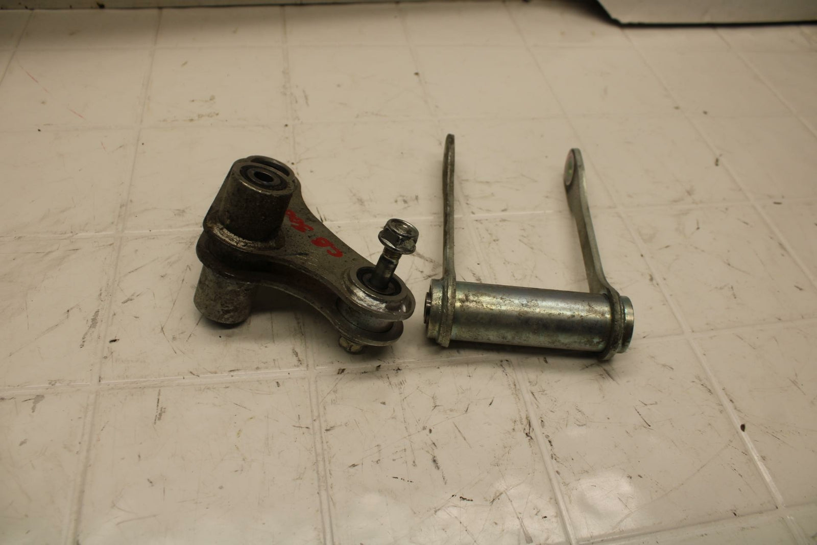 15-16 HONDA CB300F REAR DOGBONE SHOCK LINKAGE LINK 52465-KYJ-900 BB05