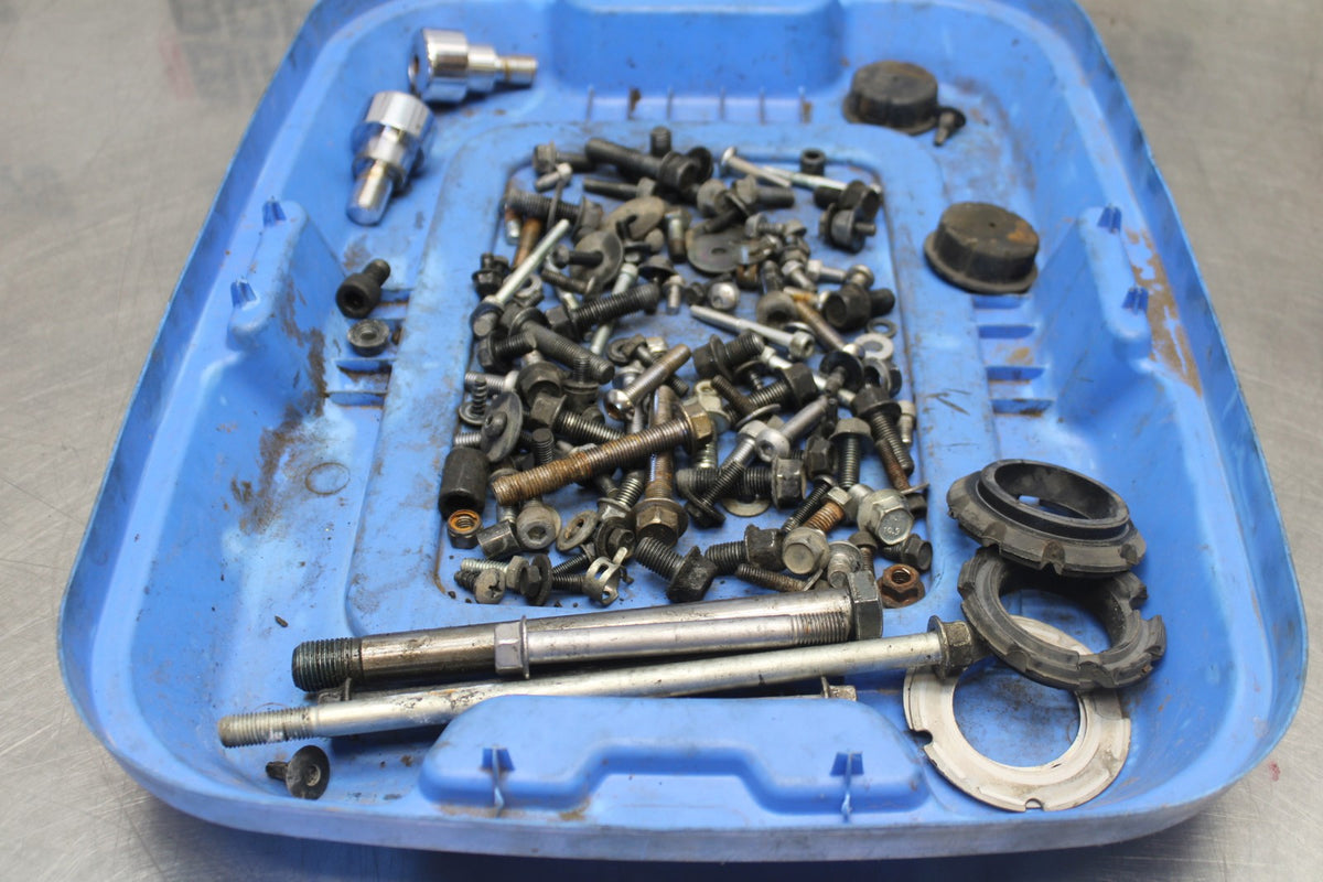 08 YAMAHA V STAR 1100 XVS1100AW CLASSIC MOUNTING BOLTS HARDWARE BB916