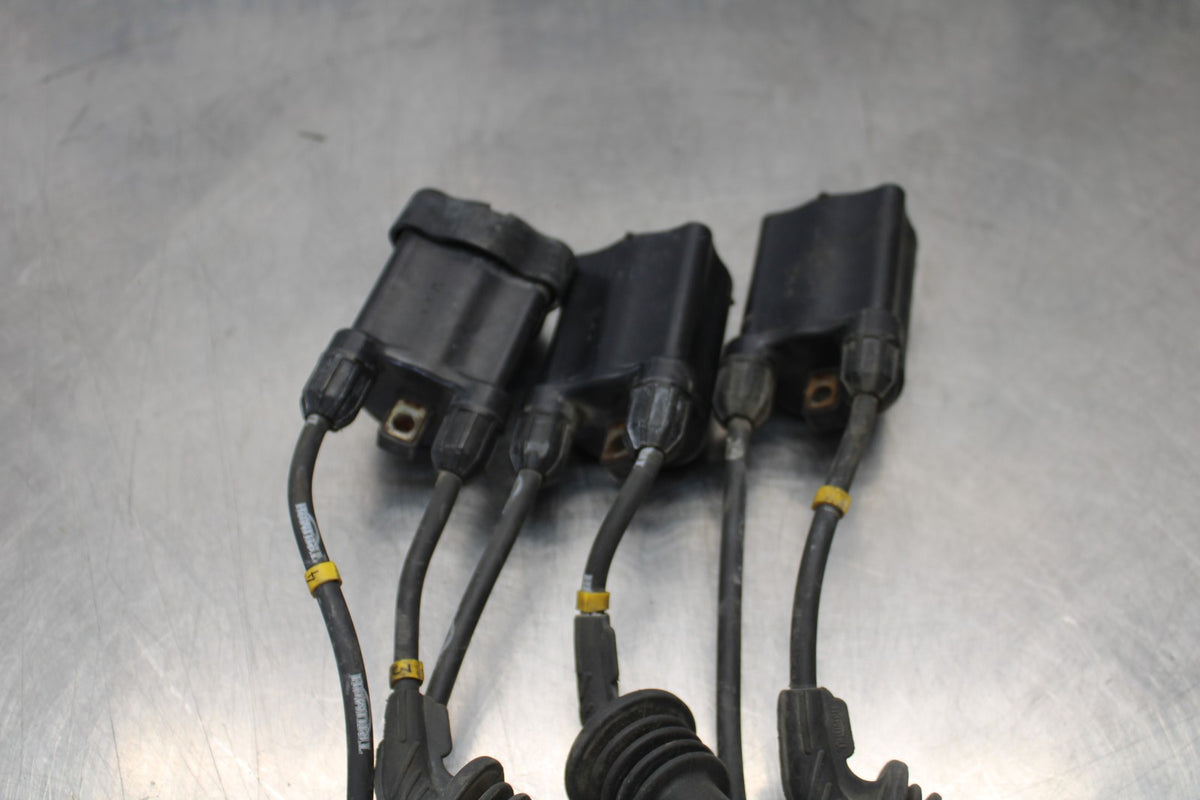 05 TRIUMPH ROCKET III IGNITION COILS BB186