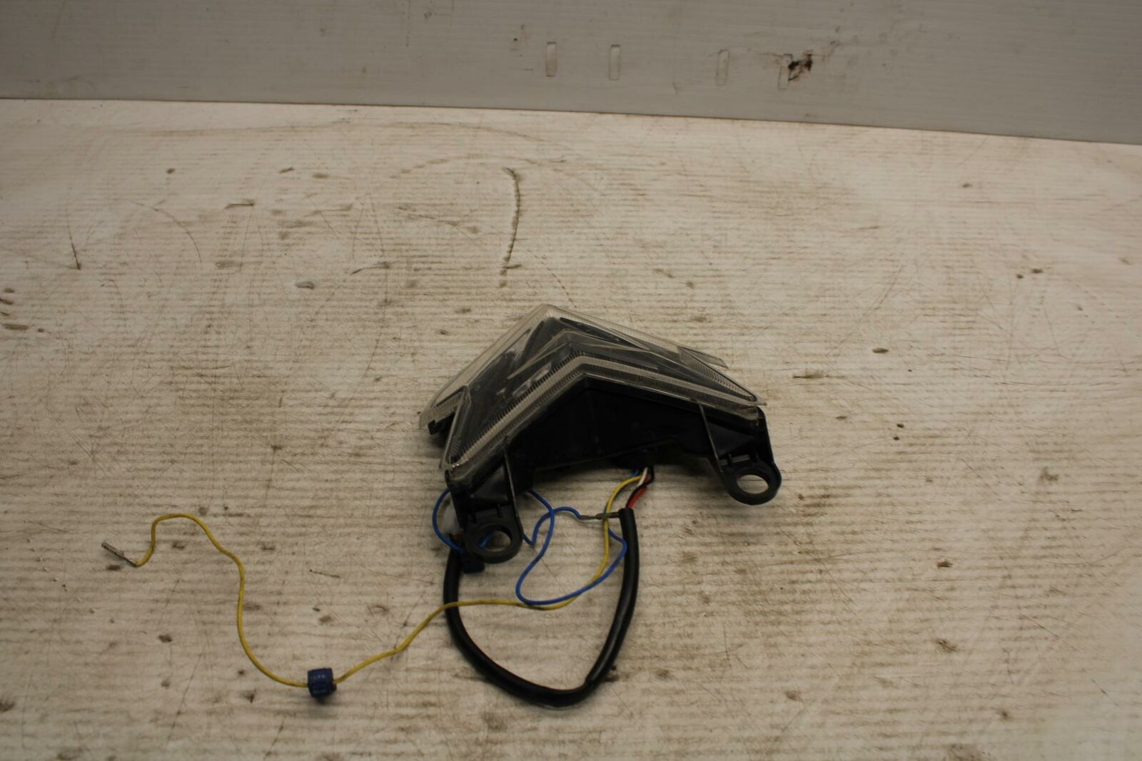 13-18 KAWASAKI NINJA ZX6R AFTERMARKET REAR TAIL TAILLIGHT BACK BRAKE LIGHT BB304