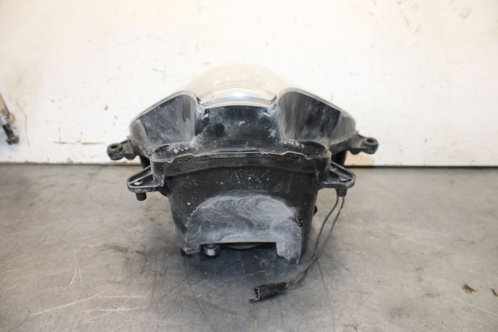 06-07 SUZUKI GSXR 600 FRONT HEADLIGHT HEAD LIGHT LAMP BB694
