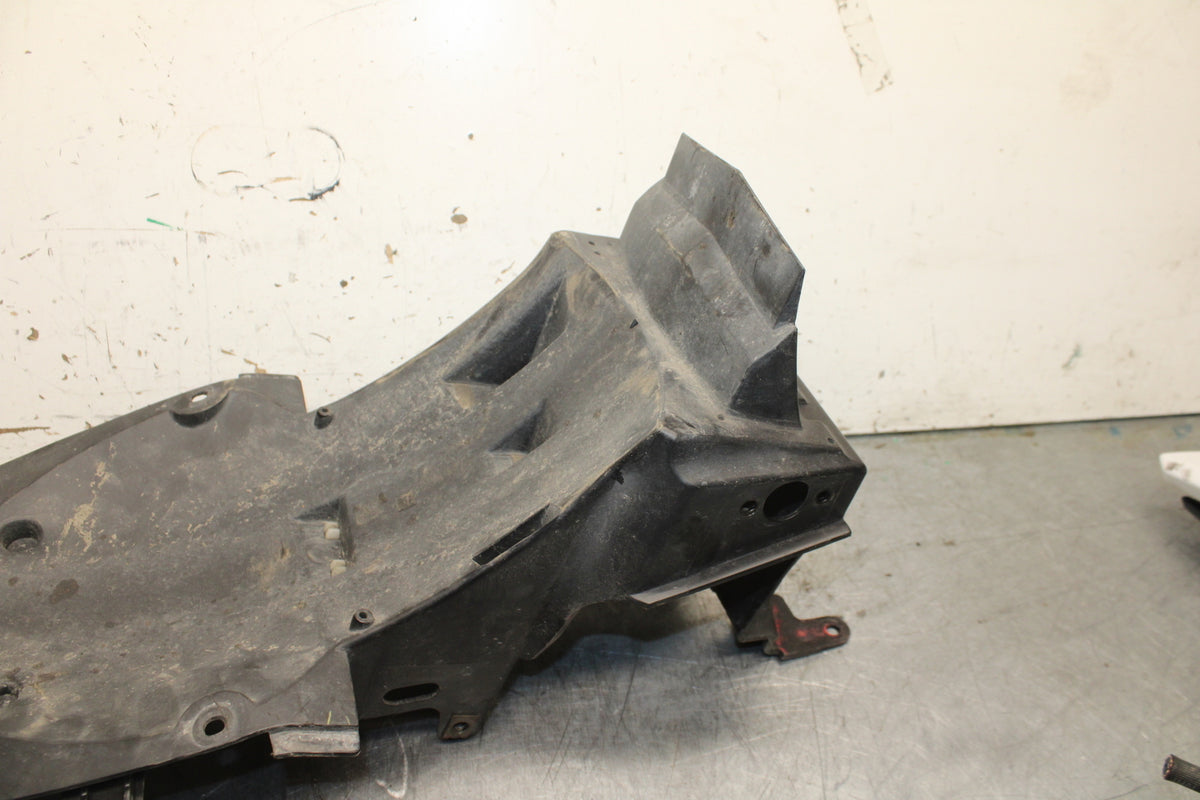 09-15 YAMAHA FZ6R REAR UNDERTAIL BATTERY TRAY PLASTIC 20S-21611-00-00  BB719