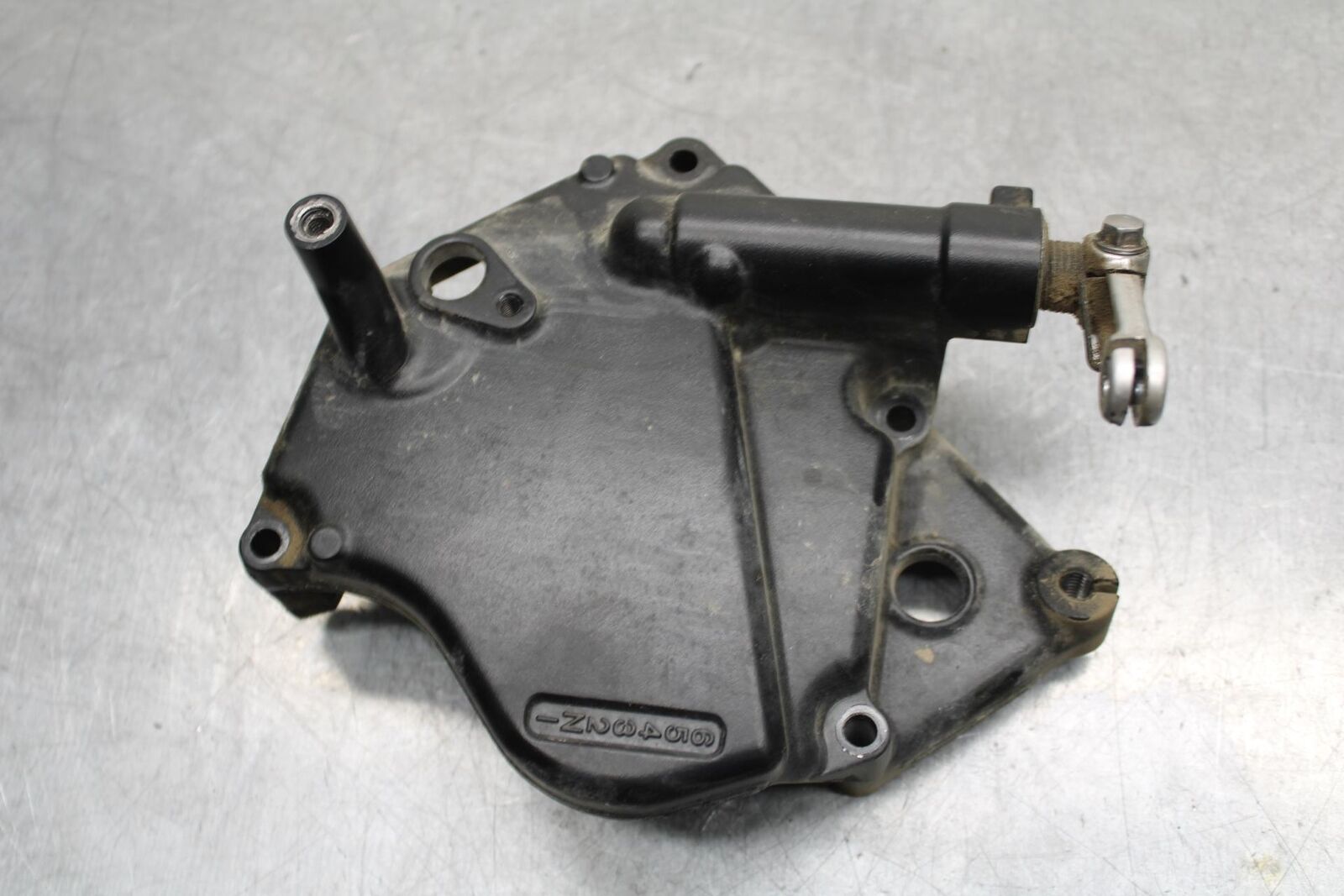 09-16 SUZUKI GSXR1000 ENGINE SPROCKET COVER BB642