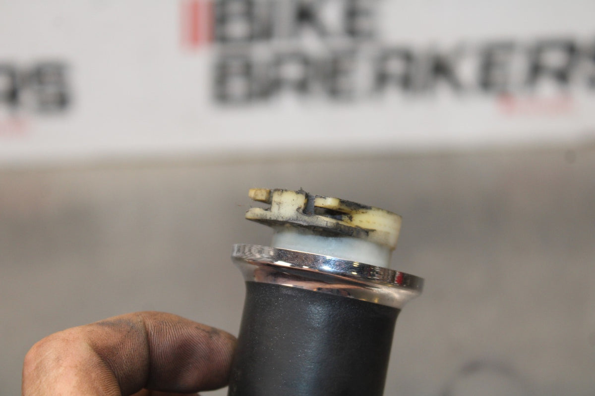 03 HONDA SHADOW SPIRIT 750 VT750DC RIGHT THROTTLE TUBE / GRIP BB907