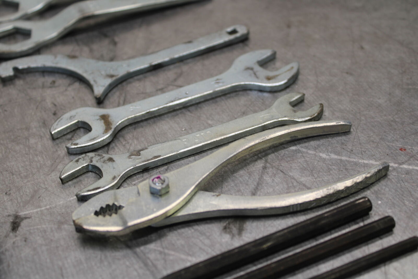 12-17 KAWASAKI ER-6N Z650 STOCK TOOLS OEM TOOL BAG KIT SET BB709