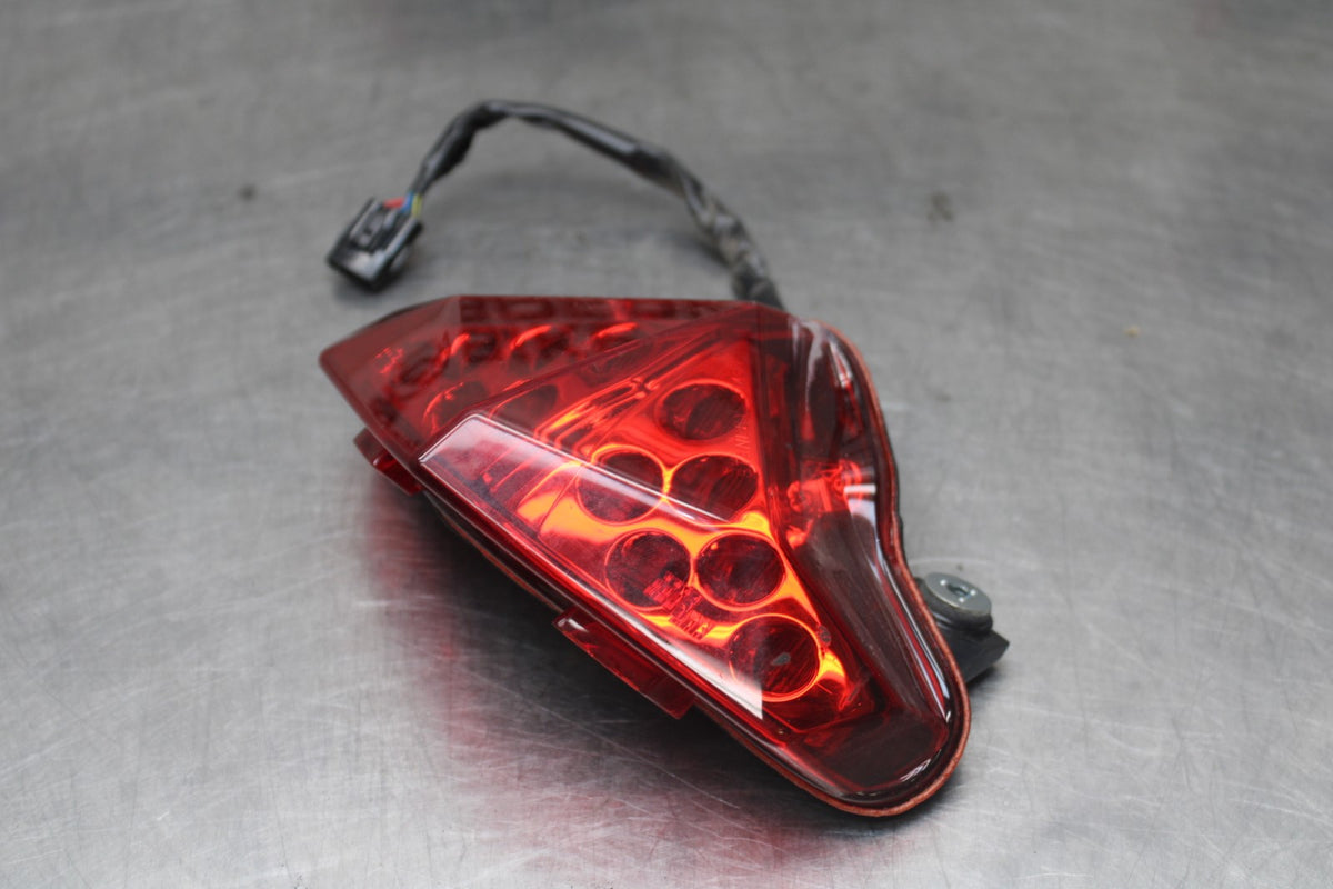 12 KAWASAKI NINJA 650 EX650E REAR TAIL TAILLIGHT BACK BRAKE LIGHT BB926