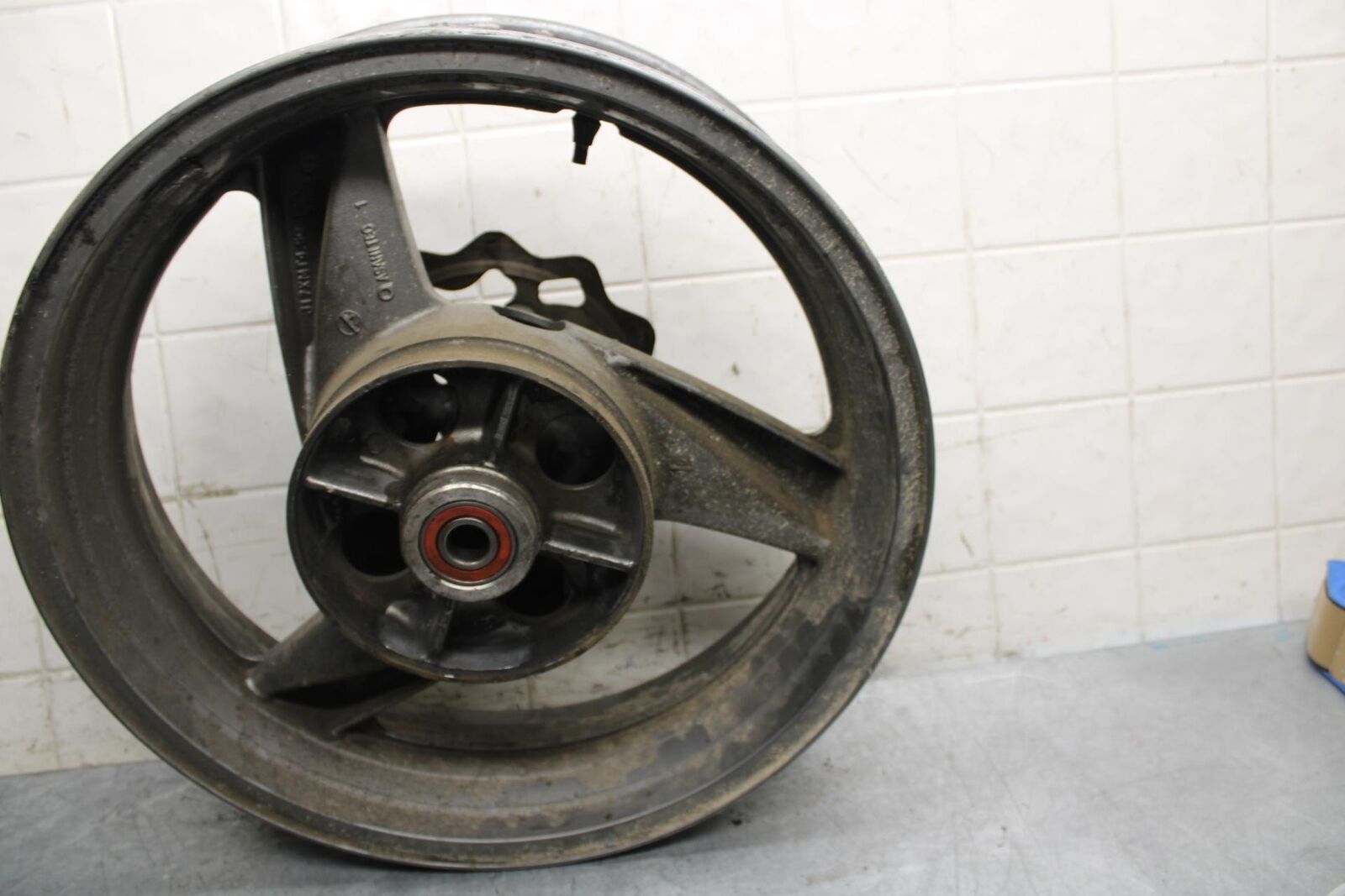 2001 Kawasaki Ninja ZX6 ZX600E REAR WHEEL RIM ROTOR BACK BRAKE DISC BB547