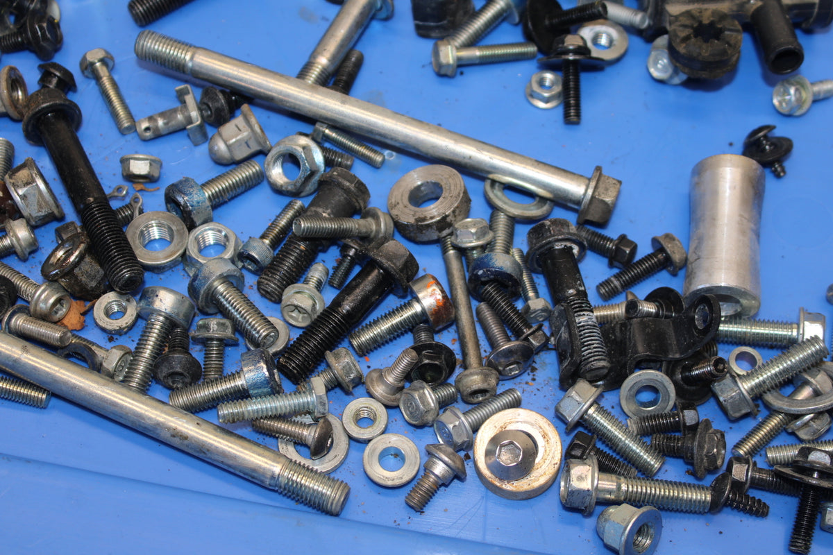 13-15 HONDA CBR500R ENGINE MOUNTING BOLTS HARDWARE MOTOR SCREWS BB704