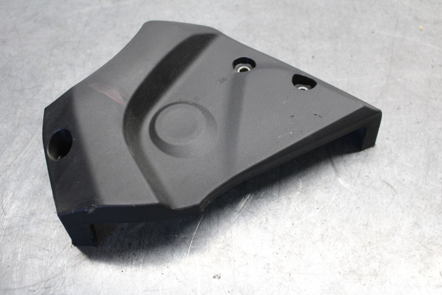 18-24 YAMAHA MT-07 ENGINE SPROCKET COVER BB662