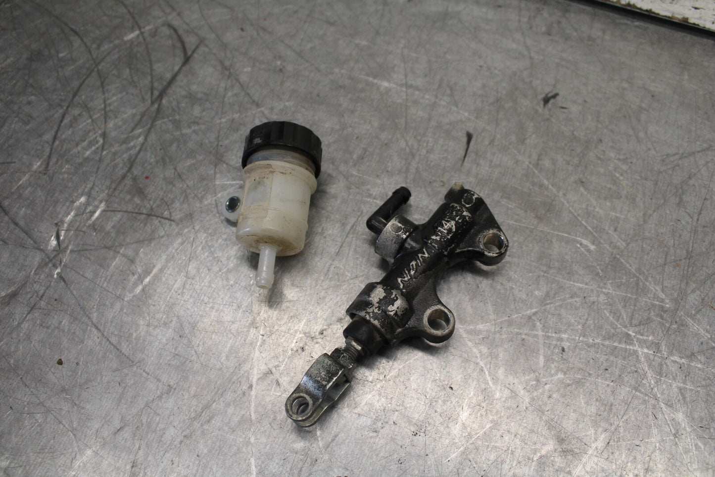 08-18 KAWASAKI KLR650 REAR BACK BRAKE MASTER CYLINDER W RESERVOIR BB707