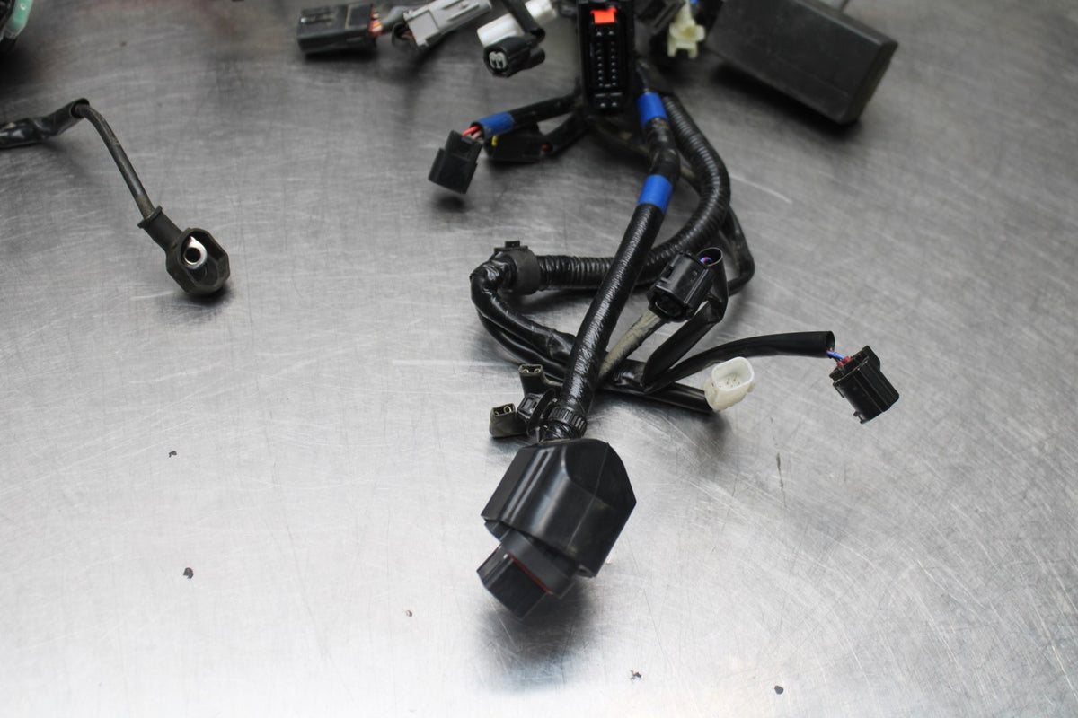 23-24 YAMAHA MT-07 MAIN ENGINE WIRING HARNESS MOTOR WIRE LOOM BB927