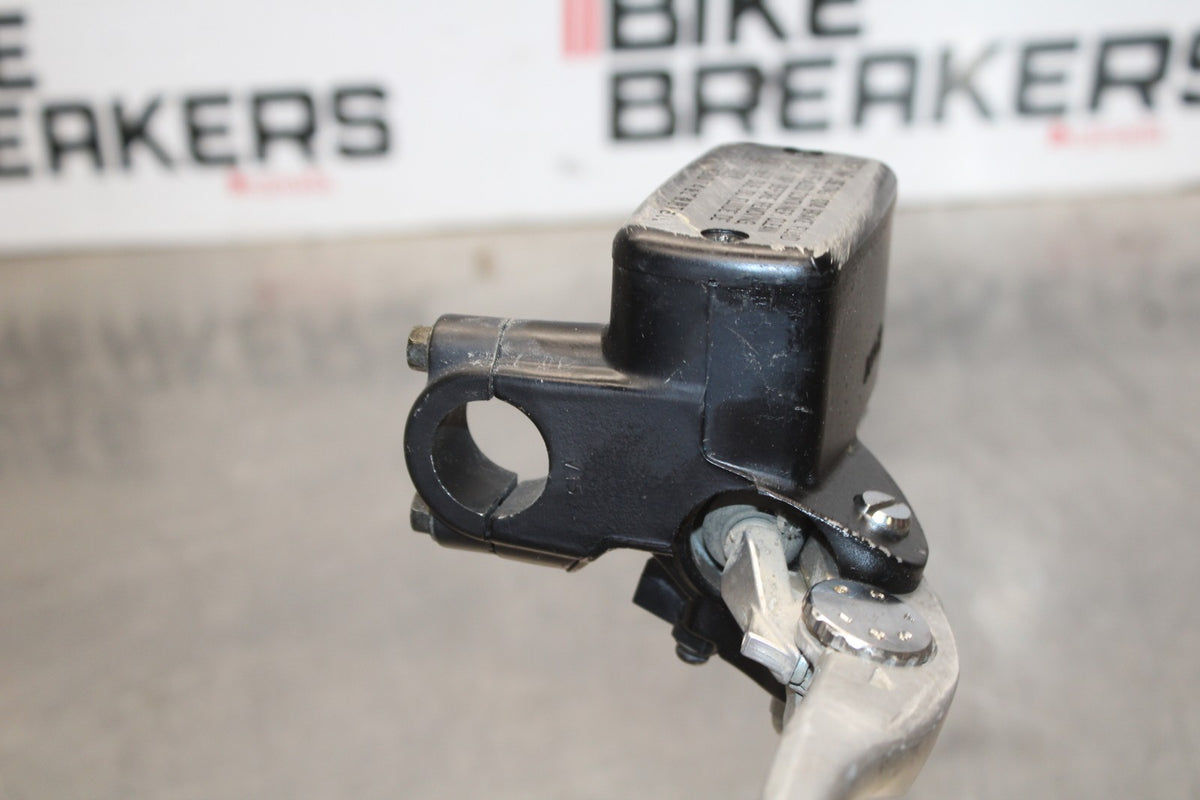 05-06 HONDA CBR600RR FRONT BRAKE MASTER CYLINDER w/ LEVER BB893