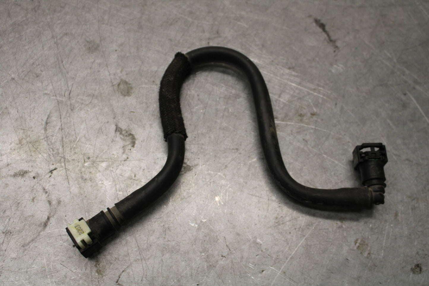 22-24 YAMAHA XSR900 FUEL HOSE GAS LINE TUBE PIPE BB683