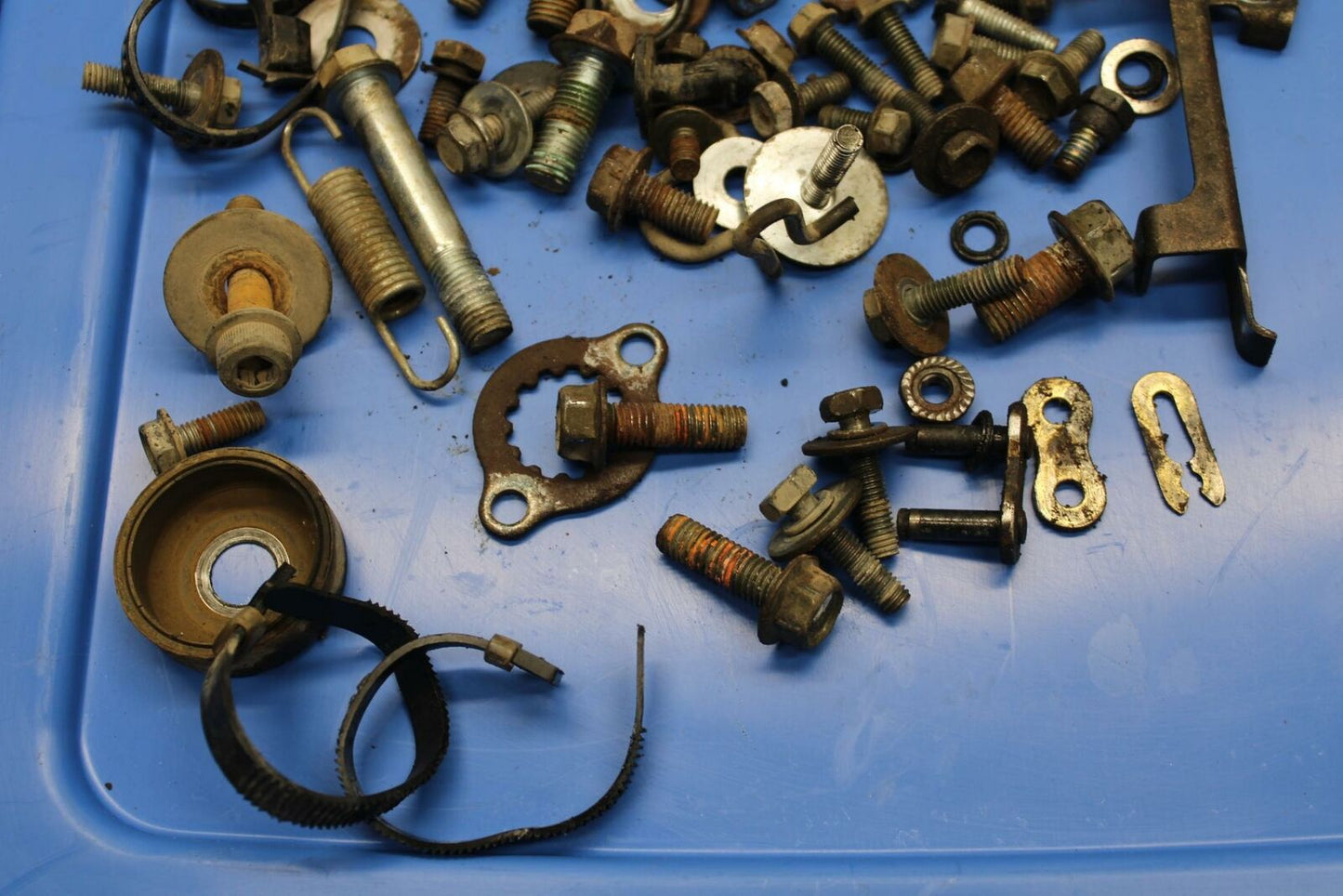 03-06 SUZUKI QUADSPORT Z400 MISCELLANEOUS BOLTS HARDWARE BRACKETS BB256