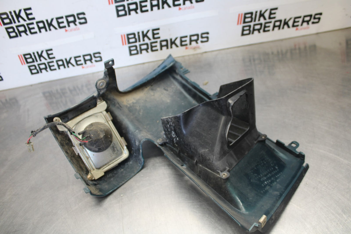 88-00 HONDA GOLDWING 1500 MID SIDE FAIRING COWL PLASTIC COVER BB883