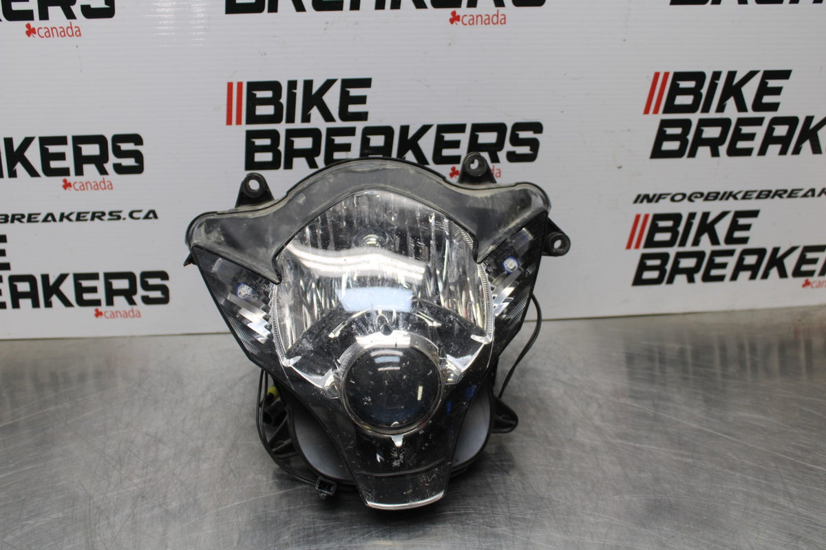 06-07 SUZUKI GSXR 600 FRONT HEADLIGHT HEAD LIGHT LAMP BB178