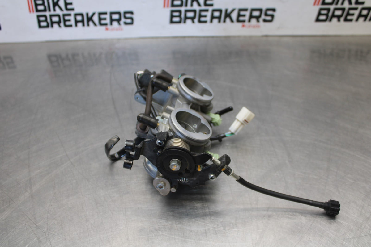 23 KAWASAKI NINJA 650 EX650 MAIN FUEL INJECTORS / THROTTLE BODIES BB920