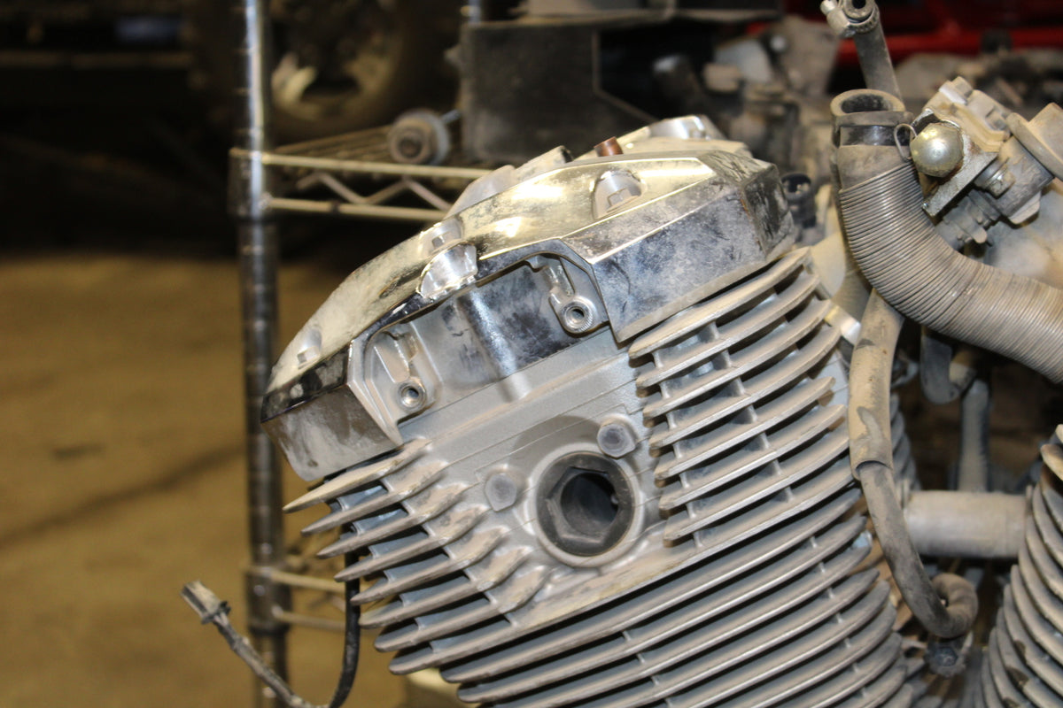 02-04 HONDA VTX1800S ENGINE MOTOR BB712