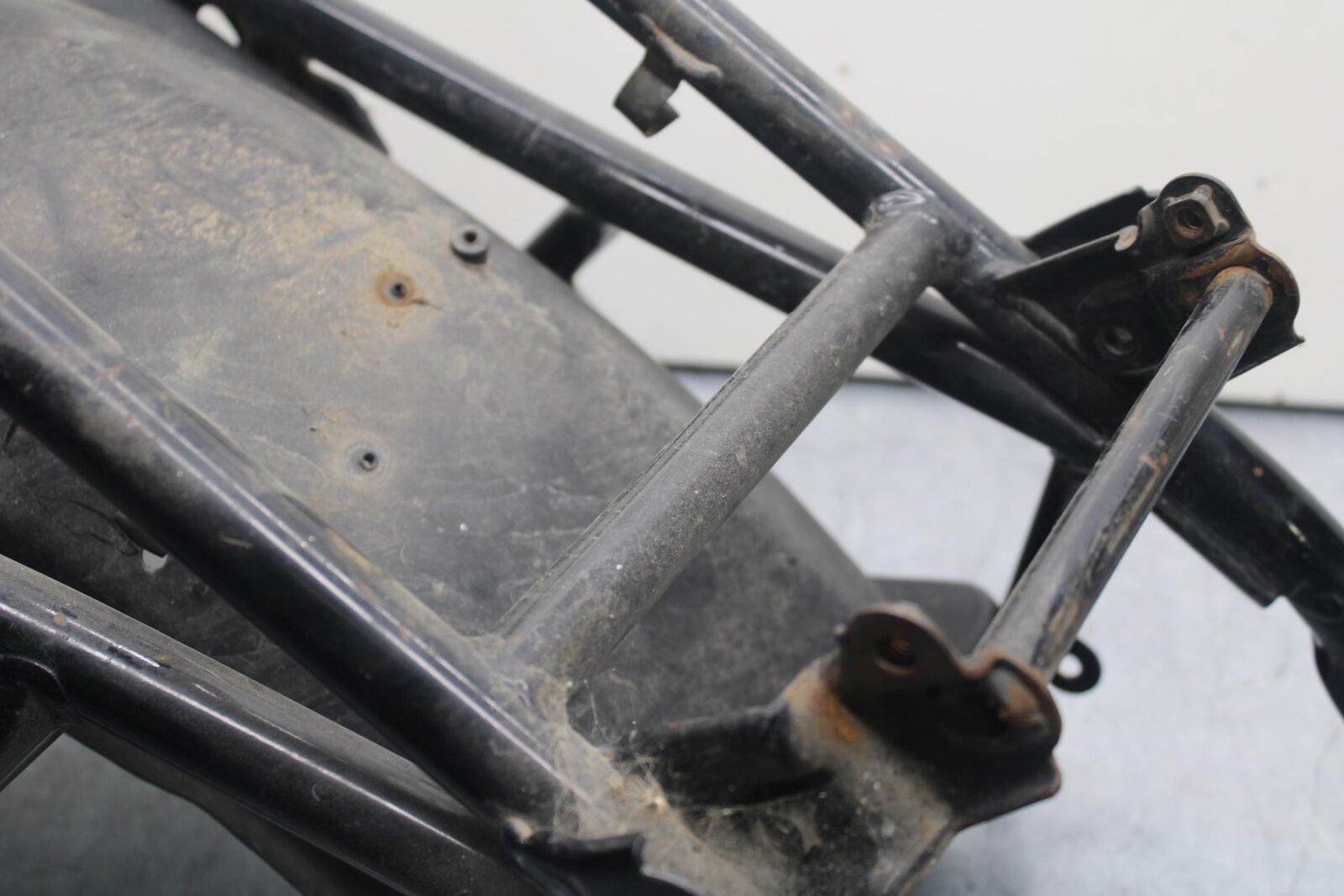 1988 Yamaha FZ600 REAR SUBFRAME BACK SUB FRAME BB601