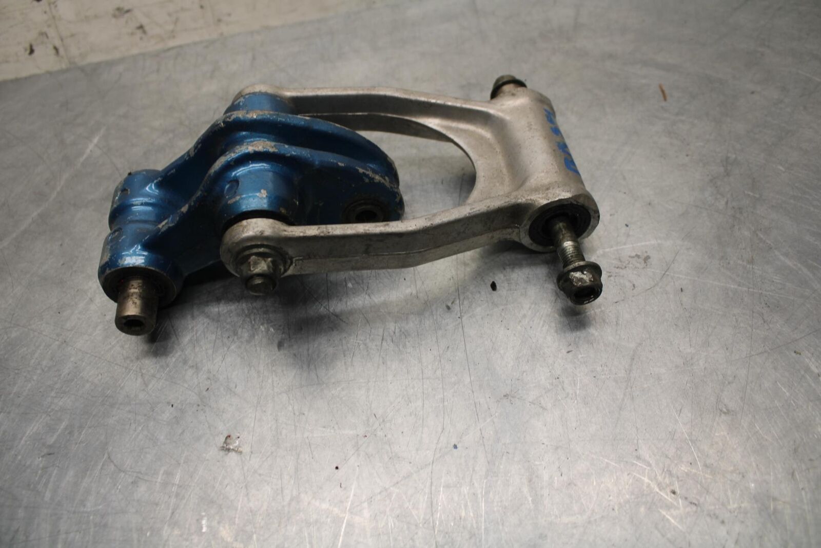 85-88 HONDA NS400R NC19 NSR400 NS400RG REAR DOGBONE SHOCK LINKAGE LINK BB32