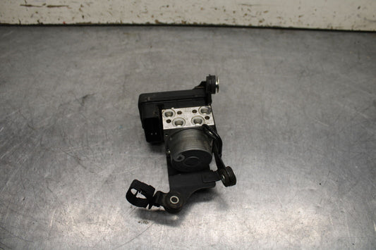 13-17 KAWASAKI NINJA ZX6R ZX636E ABS PUMP UNIT MODULE BB735