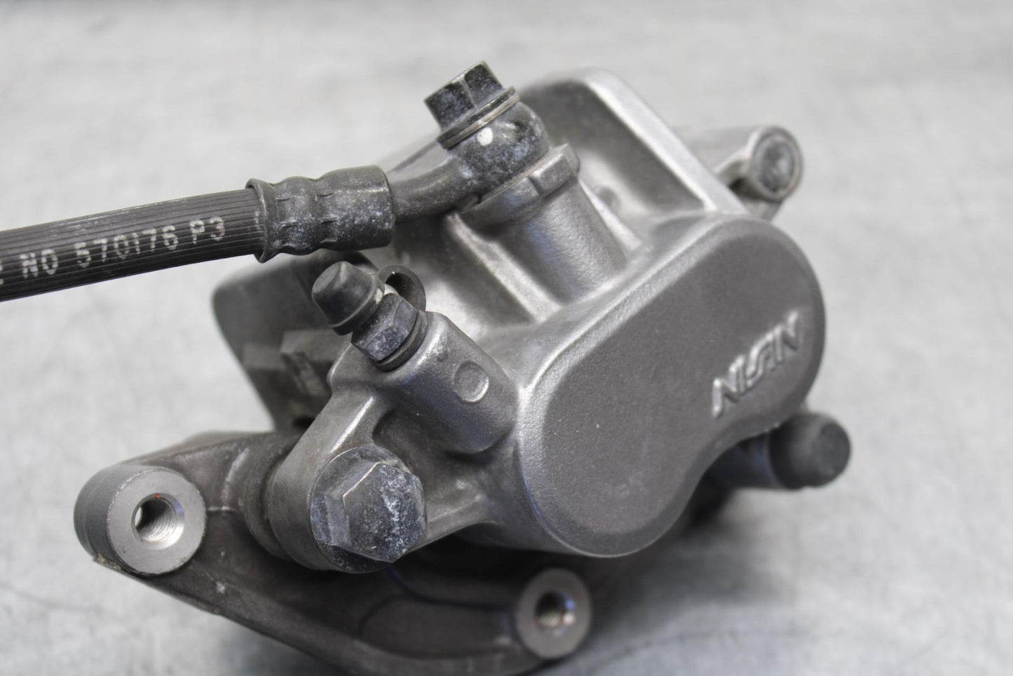 01-02 HONDA SHADOW SPIRIT 750  FRONT BRAKE CALIPER BB632