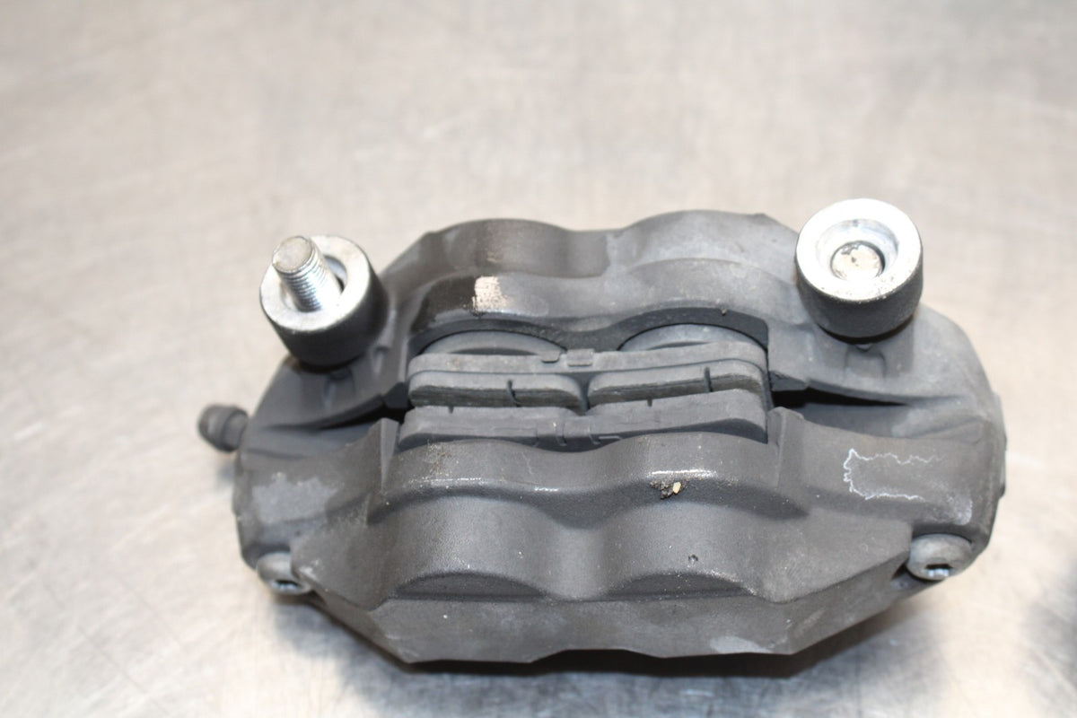 06-07 SUZUKI GSXR 600 RIGHT LEFT FRONT BRAKE CALIPER SET PAIR CALIPERS BB178