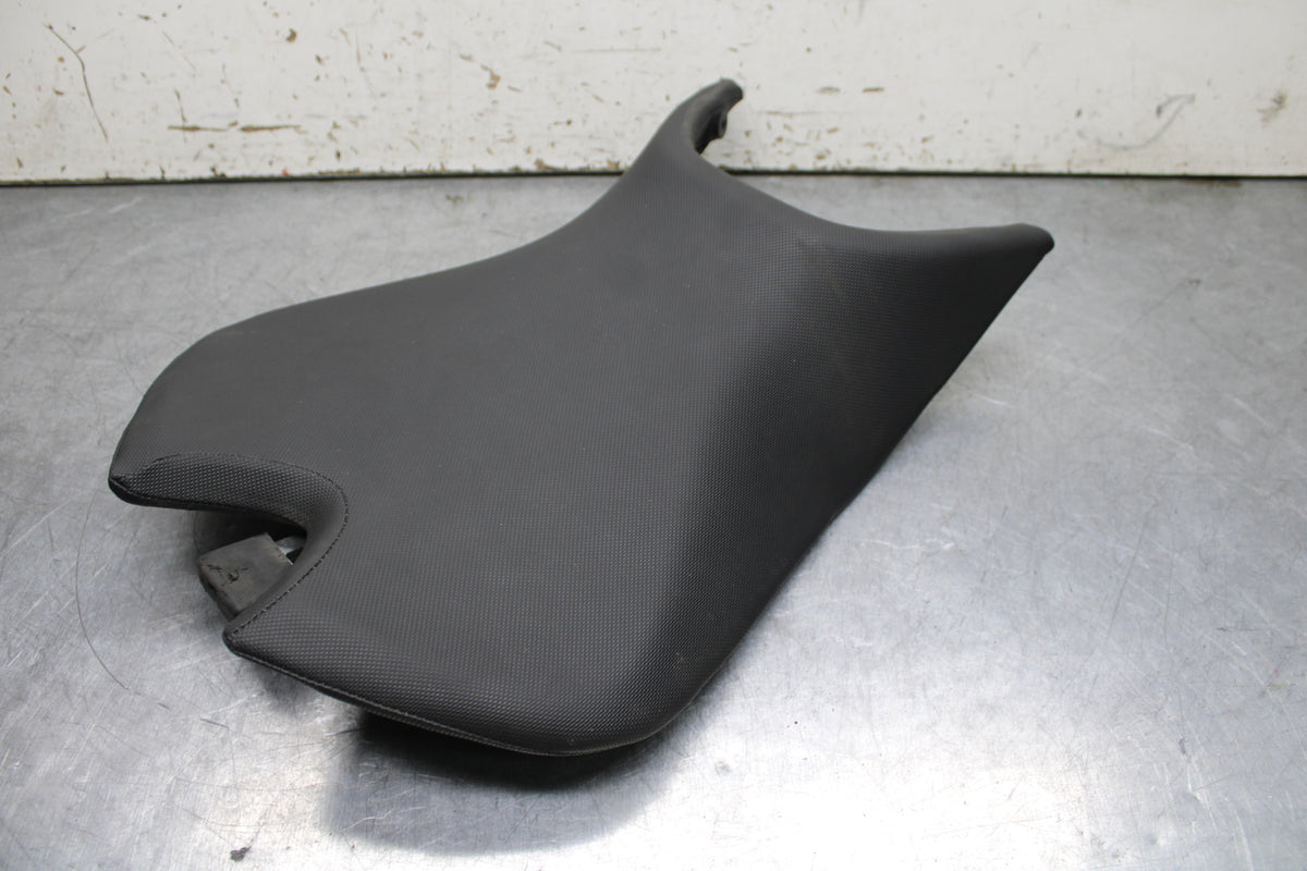21-24 APRILIA TUONO 660 FACTORY FRONT DRIVERS SEAT PAD SADDLE PILLION BB733