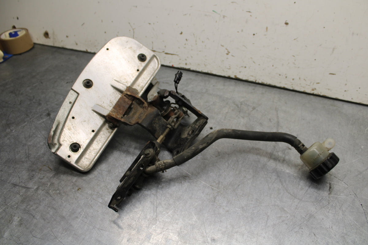 99-00 YAMAHA V STAR 1100 RIGHT FRONT FOOT REST PEG STEP BB711