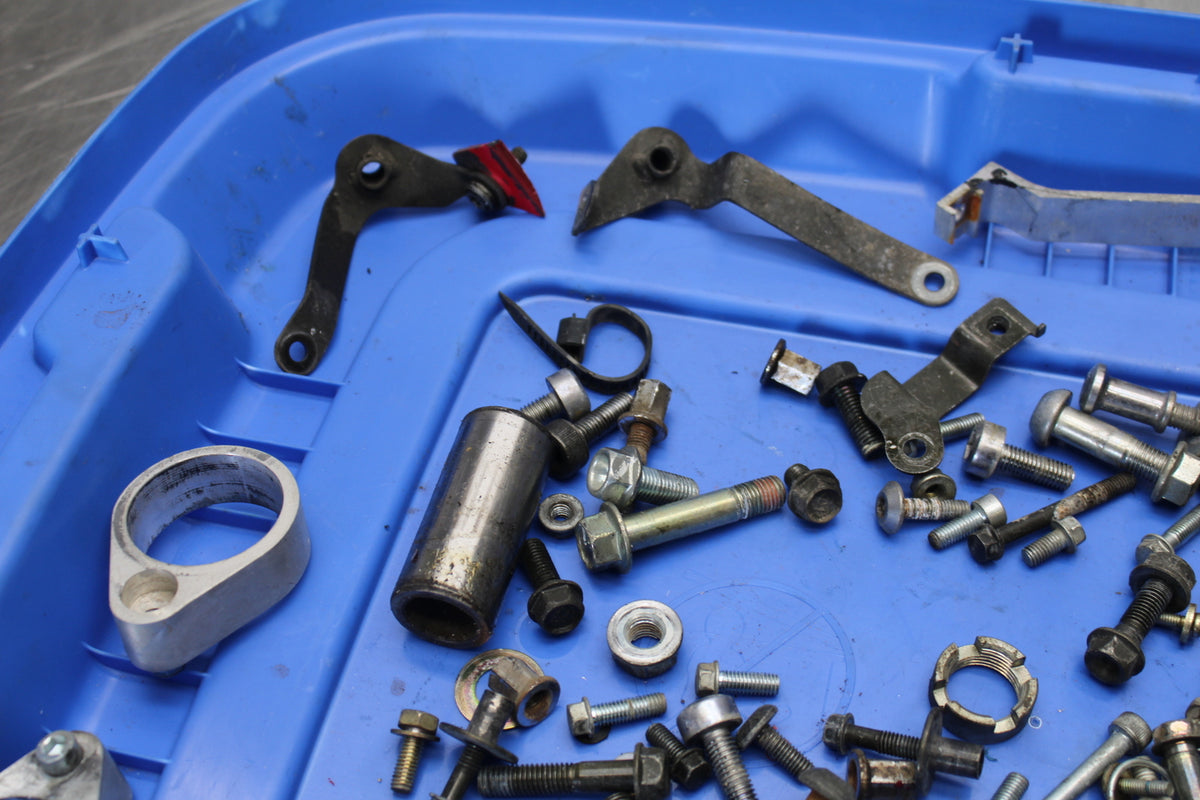 98-05 HONDA SUPER HAWK 1000 VTR1000F MOUNTING BOLTS HARDWARE SCREWS BB152