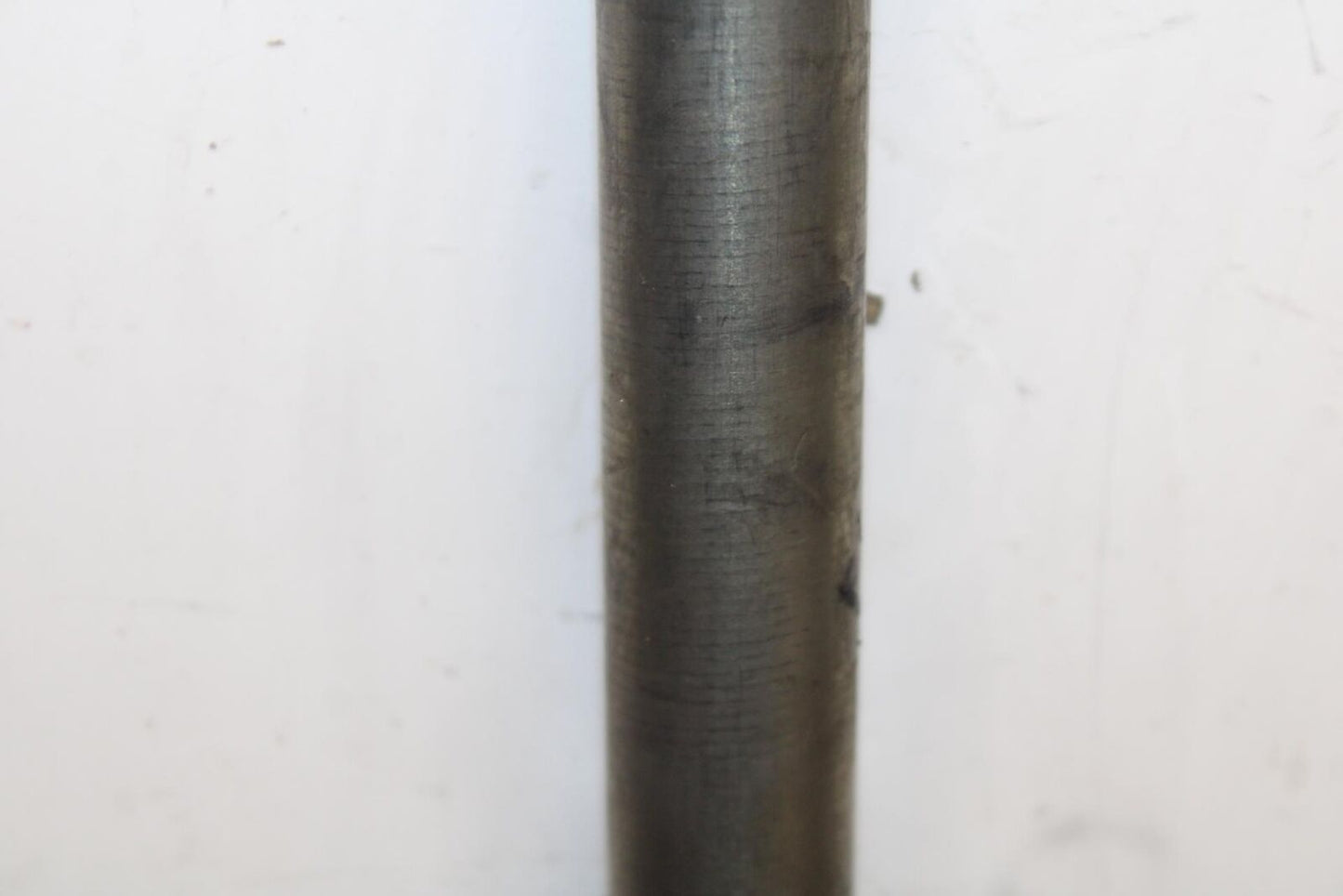 08-10 SUZUKI GSXR 600  FRONT WHEEL RIM AXLE PIVOT BOLT BB92