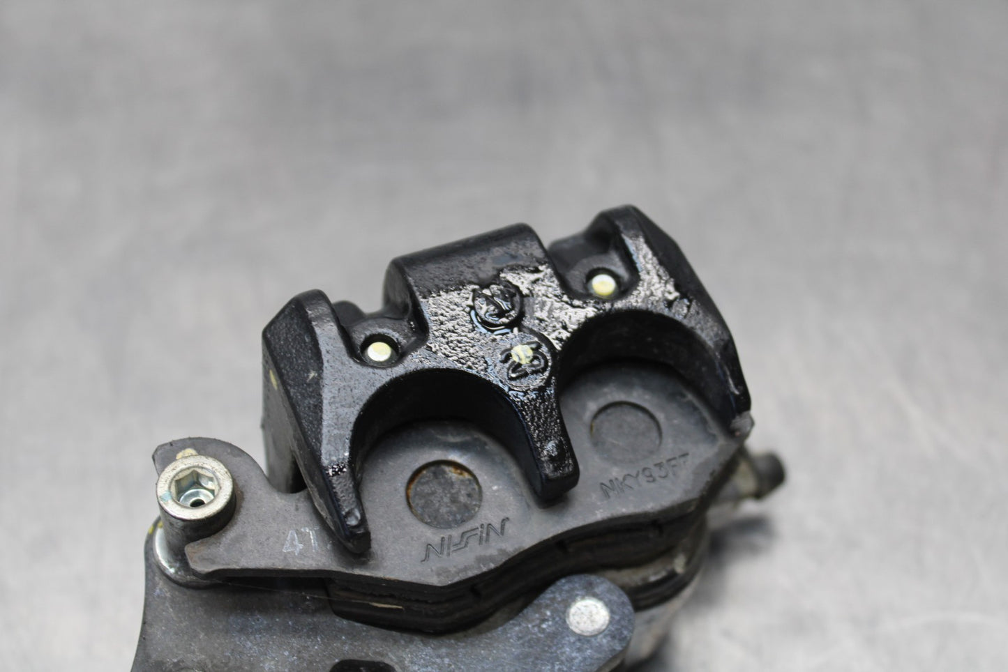 13-17 KAWASAKI NINJA 300 EX300 ABS REAR BACK BRAKE CALIPER W MOUNT BRACKET BB187