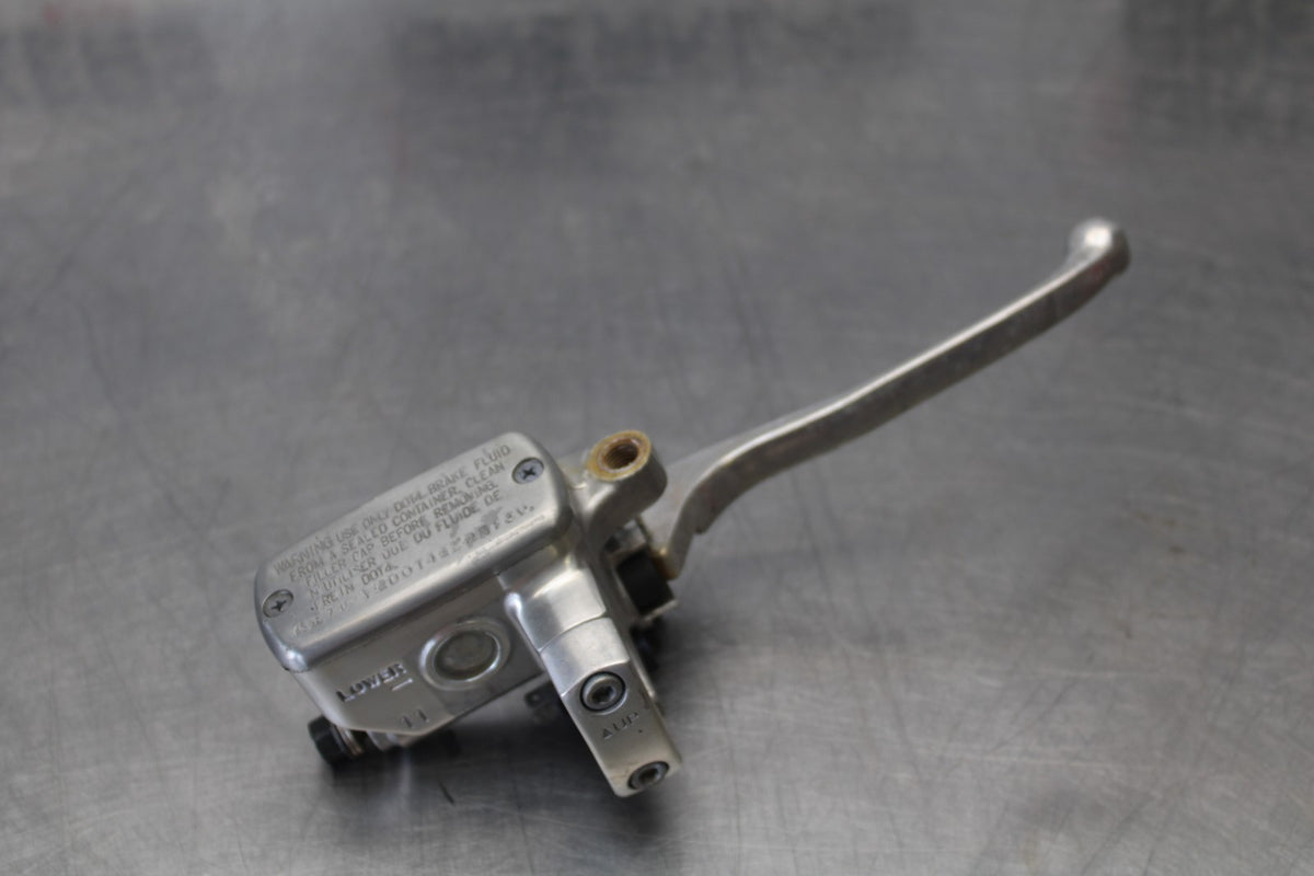03 HONDA SHADOW SPIRIT 750 VT750DC FRONT BRAKE MASTER CYLINDER BB907