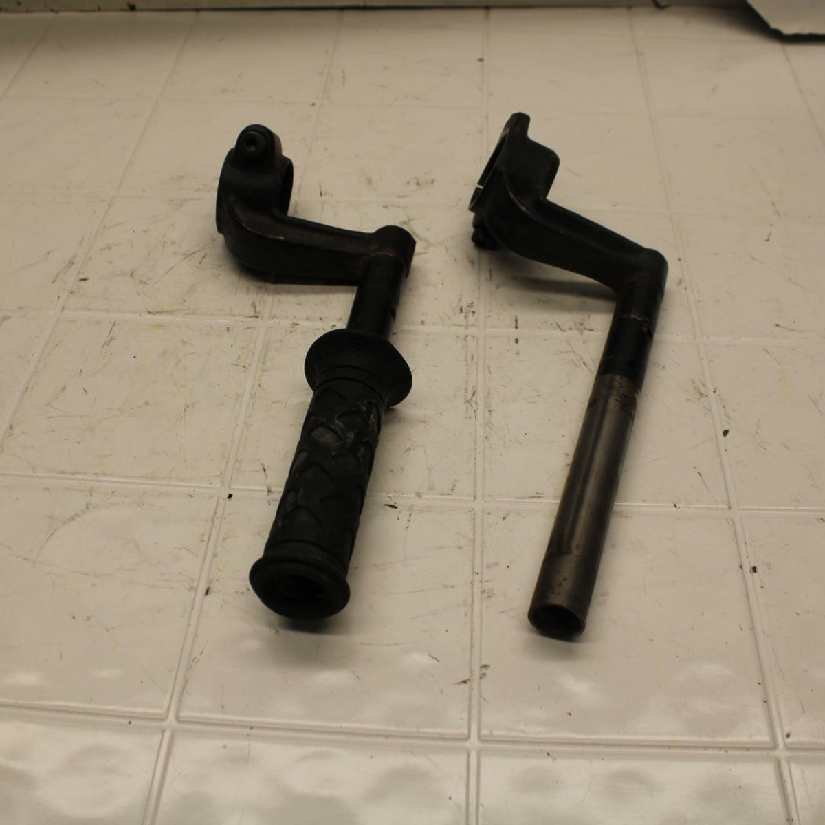 91-96 YAMAHA FJ1200A ABS LEFT RIGHT CLIP ON ONS HANDLEBARS PAIR SET BB07