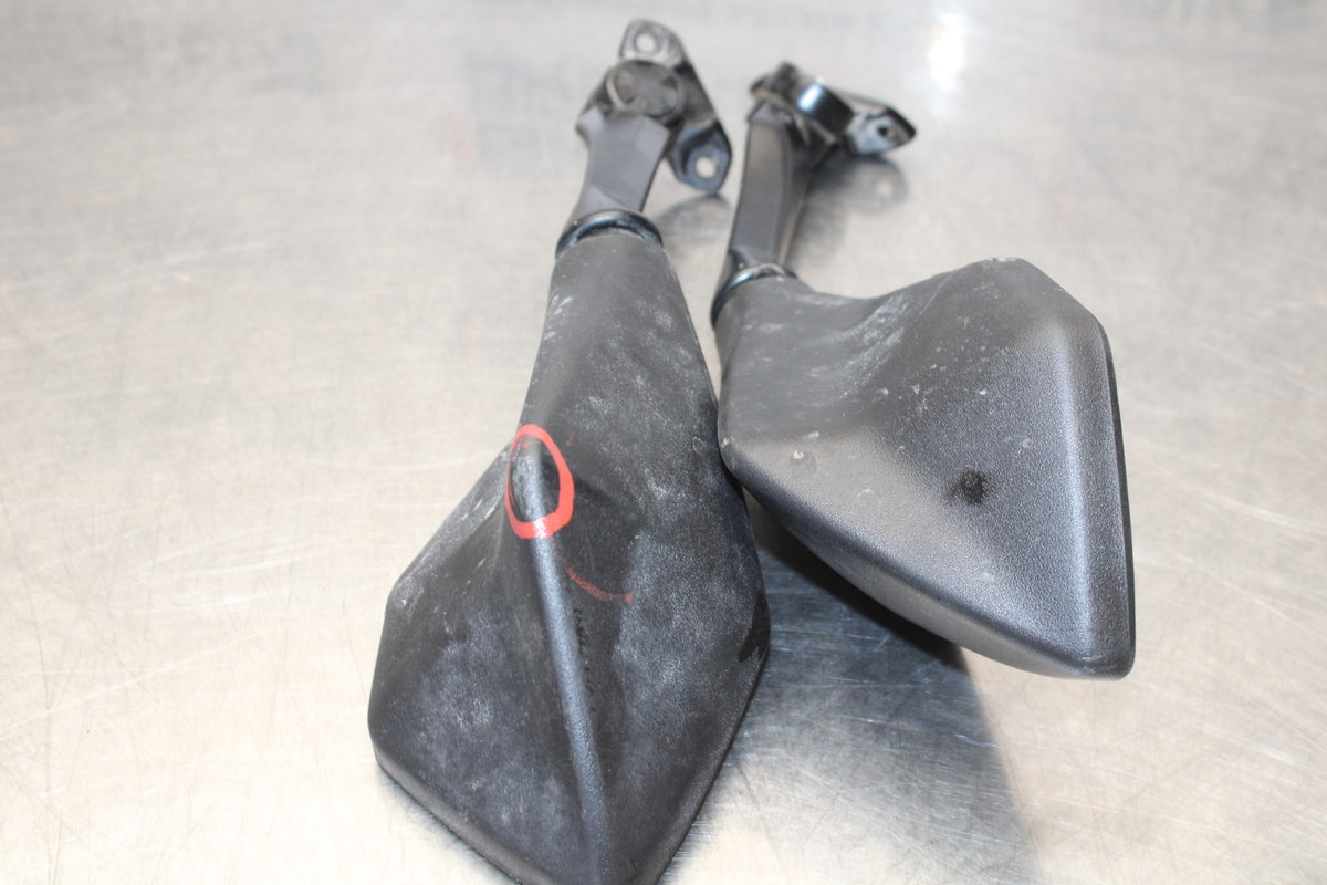 24-25 KAWASAKI NINJA ZX4R RIGHT LEFT SIDE REAR VIEW MIRROR SET BB174