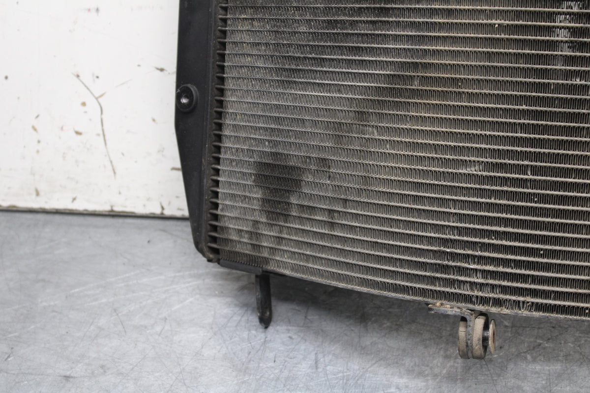 06 YAMAHA YZF R6 ENGINE RADIATOR MOTOR COOLER RADIATER 2C0-12461-00-00 BB716