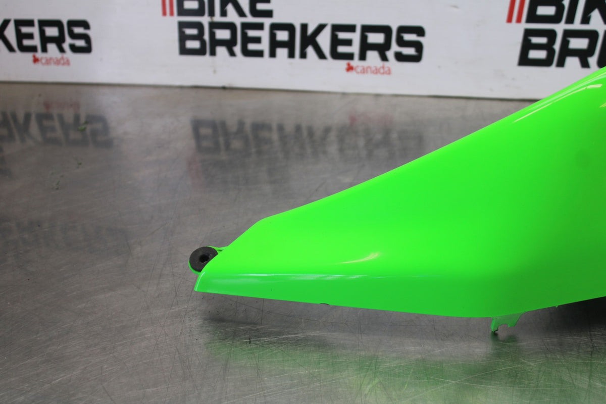 08 KAWASAKI NINJA ZX10R LEFT REAR BACK TAIL FAIRING COWL SHROUD BB902