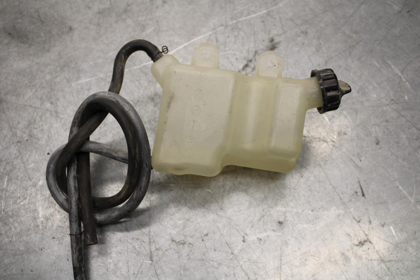 17 KAWASAKI Z900 ZR900 COOLANT WATER TANK RESERVOIR BOTTLE 43093-0006 BB549