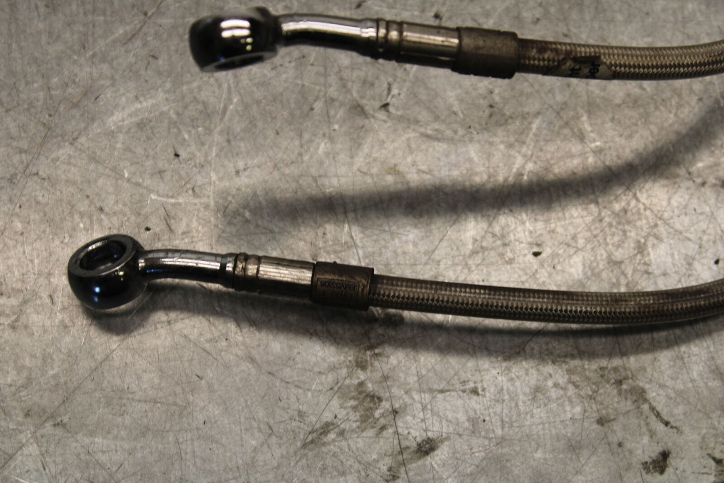 05-06 SUZUKI GSXR1000 AFTERMARKET BRAIDED FRONT BRAKE CALIPER HOSES LINES BB677