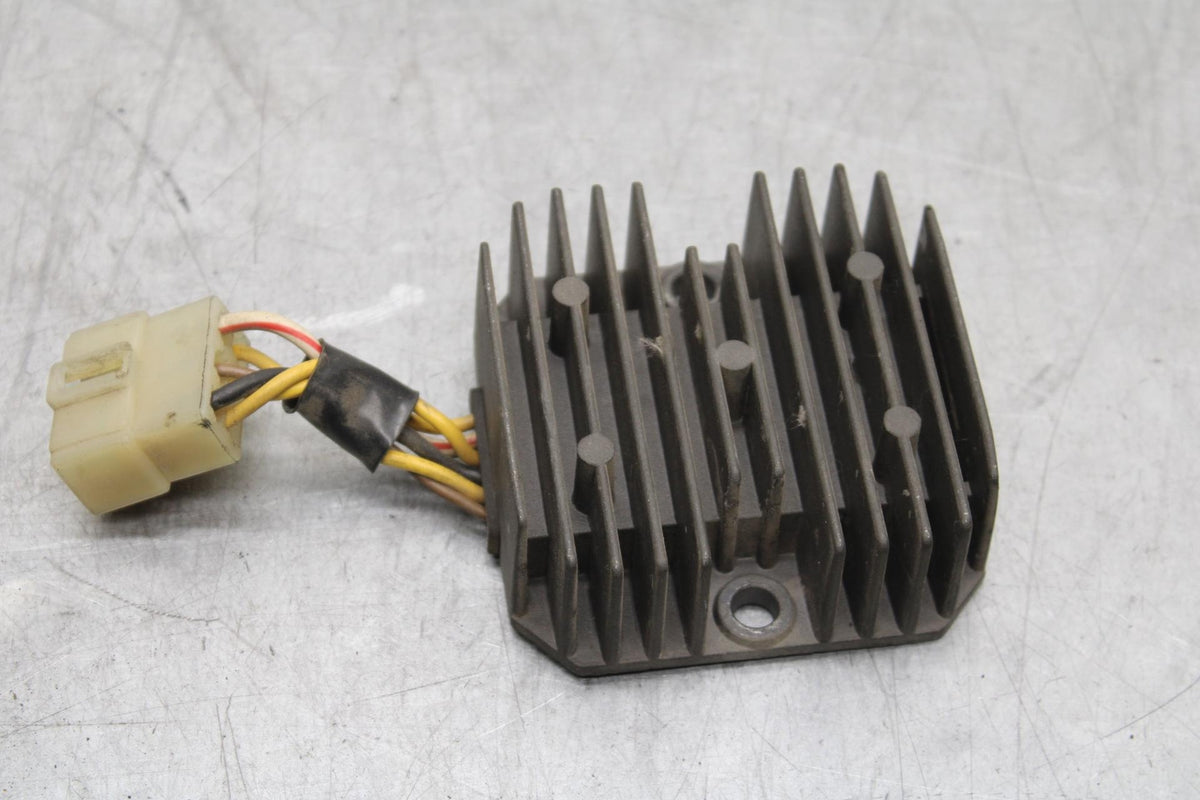 00-01 KAWASAKI ZZR600 RECTIFIER VOLTAGE REGULATOR BB568